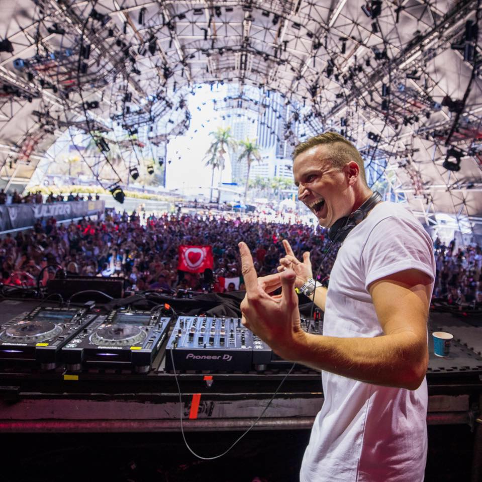 29512981_10151173768879956_5280629248317892757_n